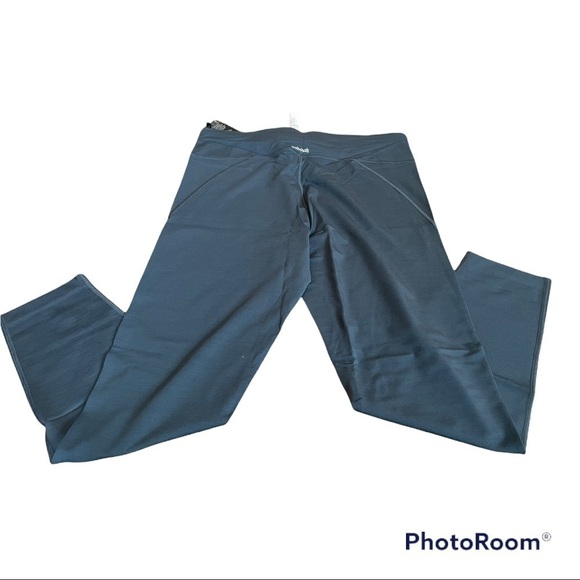 allbirds Women's Natural Legging in shadow - Picture 7 of 14